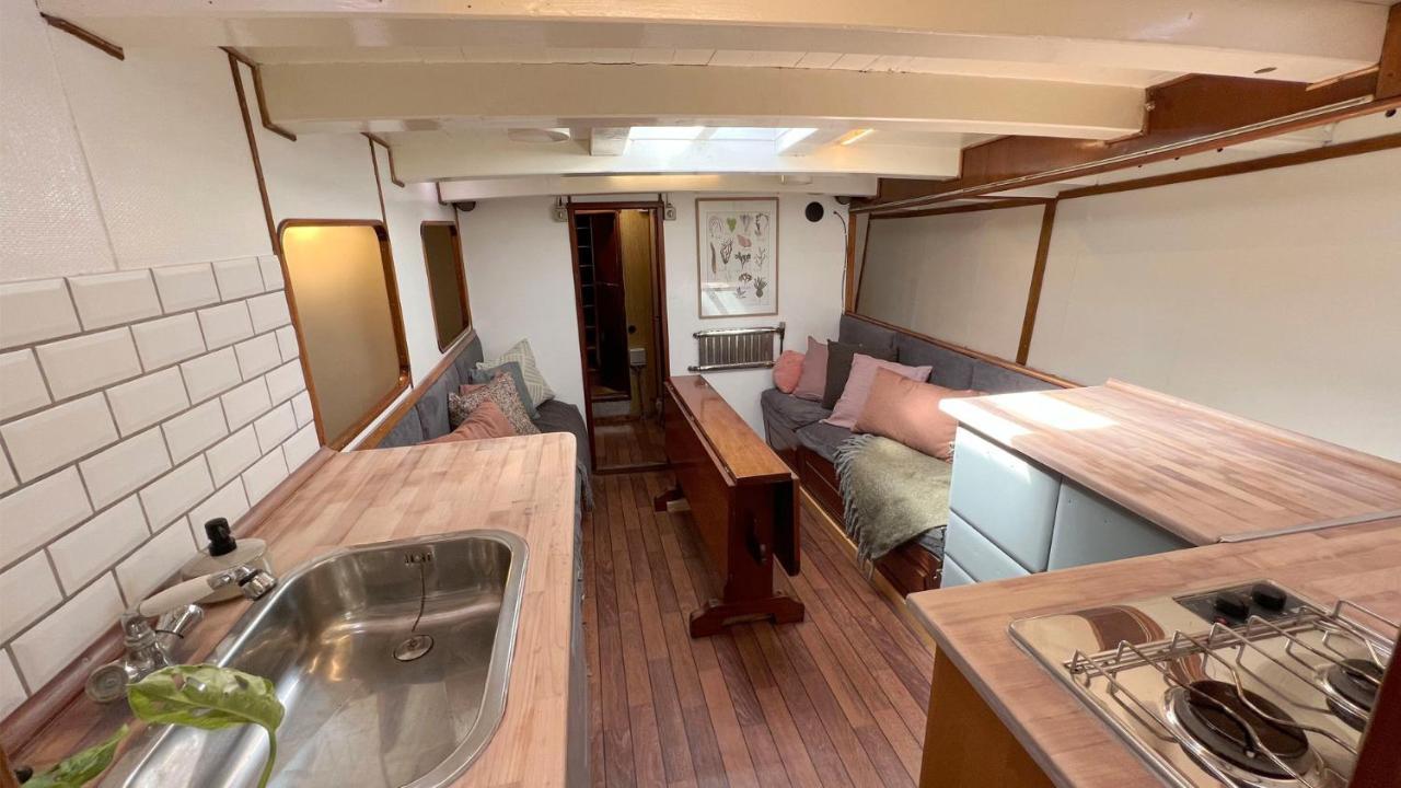 Varra Water - Unique Boat Accomodation - Bornholm Neksø Buitenkant foto