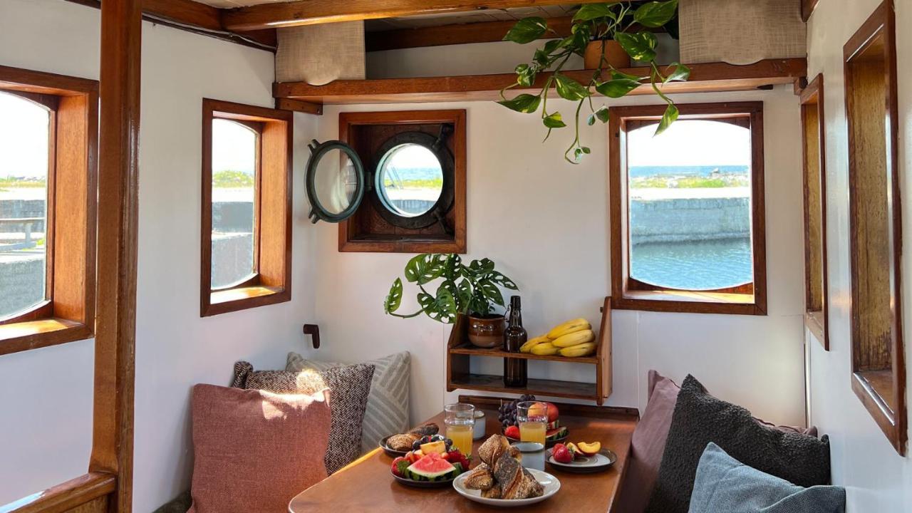 Varra Water - Unique Boat Accomodation - Bornholm Neksø Buitenkant foto